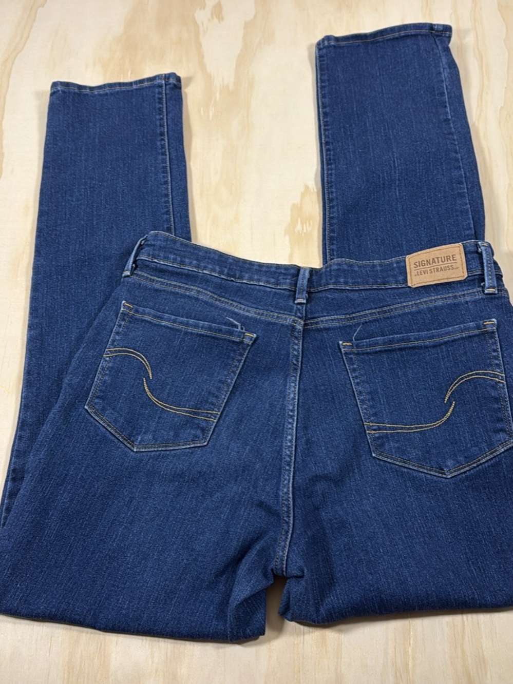 Signature by Levi Strauss Women's Dark Blue Skinny Jeans
